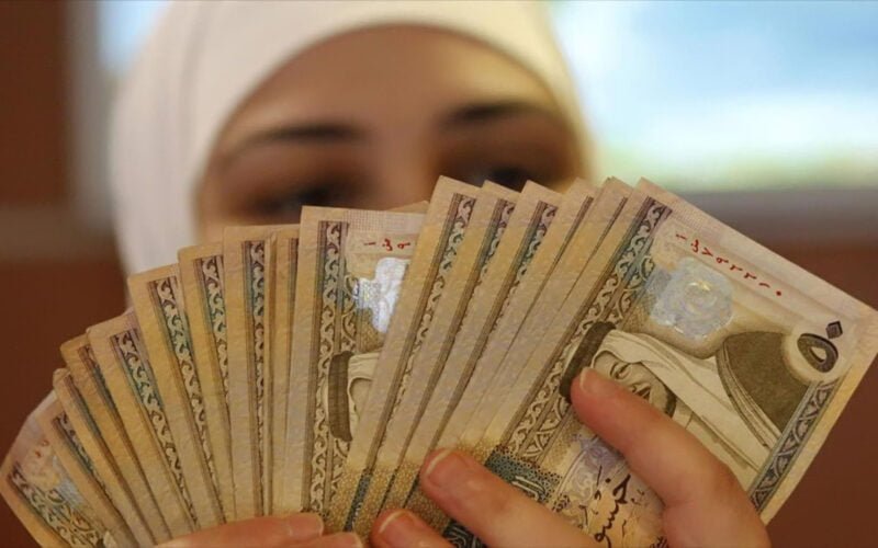 موعد صرف رواتب المتقاعدين العسكريين لهذا الشهر أغسطس القادم 2024 “المالية توضح”