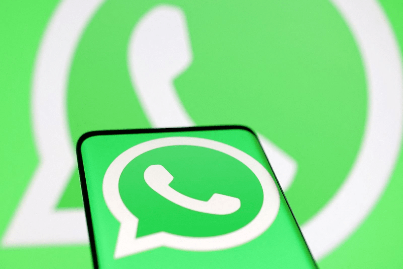واتساب يختبر الذكاء الاصطناعي!.. أبرز إضافات whatsapp الجديدة حدثها واستمتع بها قبل غيرك