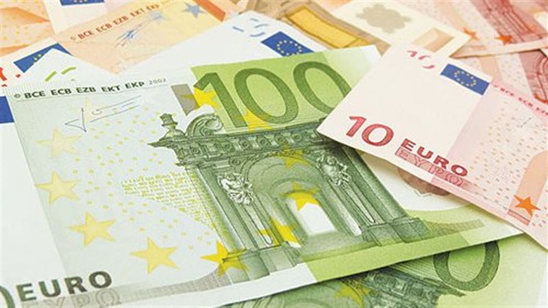 سعر اليورو أمام الجنيه في البنوك نهاية تعاملات اليوم الخميس