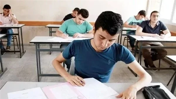 تسريب امتحان العربي الصف الثالث الاعدادي.. أعرف الحقيقة الان