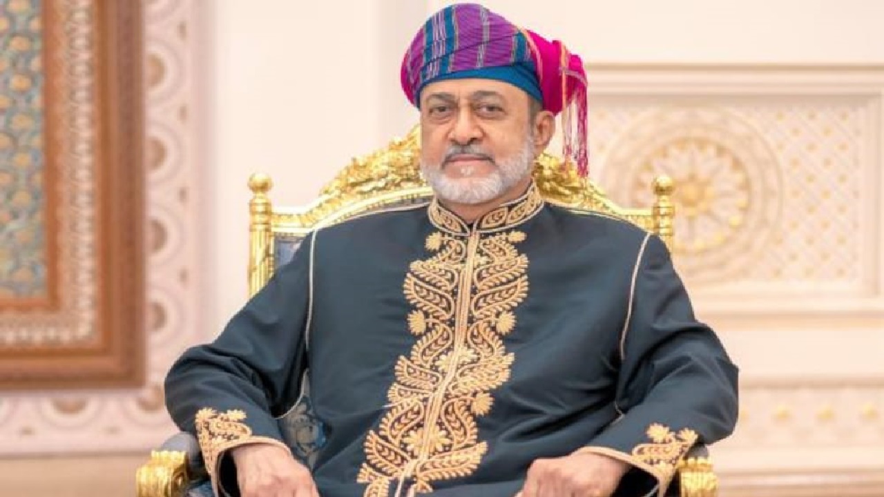 مرسوم سلطاني بصرف المكرمة السامية 100 ريال للتقاعد المدني والعسكري والأحد صرف منفعة عمان بالزيادة السلطانية .. حقيقة أم شائعة