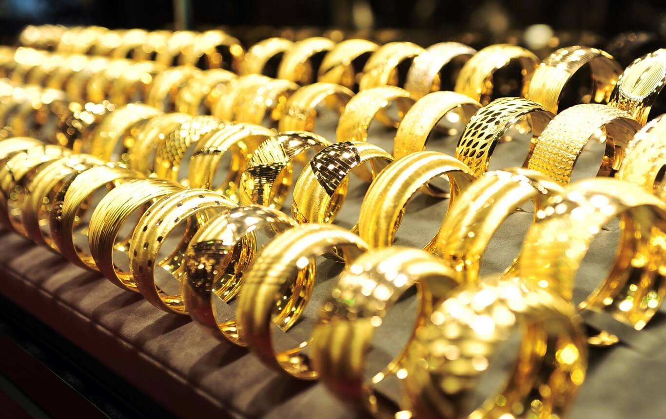 عيار 21 وصل لكام؟.. سعر الذهب اليوم الإثنين الموافق 3 مارس 2025 في الأسواق المحلية والعالمية 