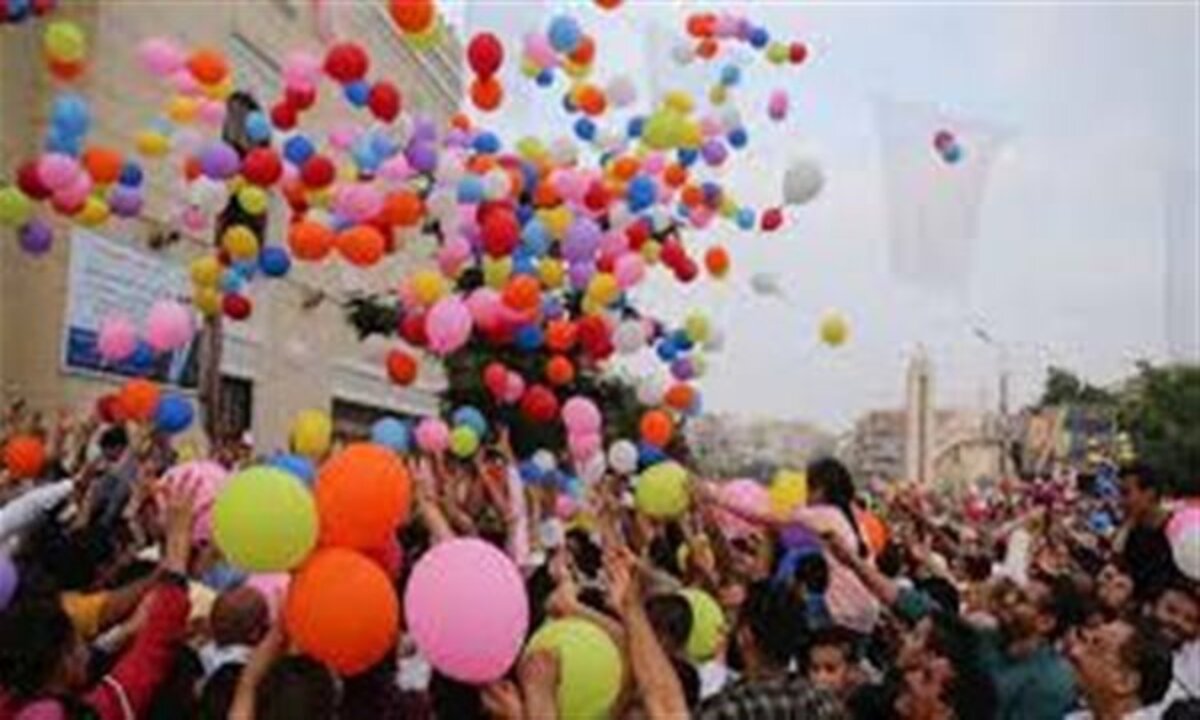 موعد صلاة عيد الفطر 2025 و15 إجازة متتالية مدفوعة الأجر كاملاً