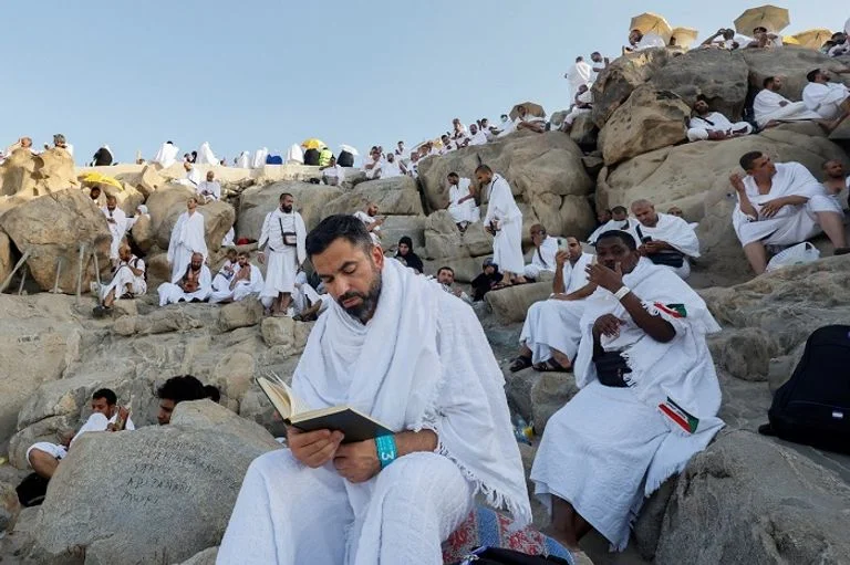 رسميًا .. موعد وقفة عرفات وعيد الأضحى المبارك 2025 وبداية مناسك الحج في هذا التاريخ