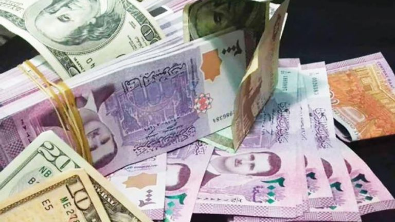 «آخر تحديثات» سعر الليرة السورية مقابل صرف الدولار اليوم الأحد 25 مايو 2025.. تغيرات طرأت في الأسواق