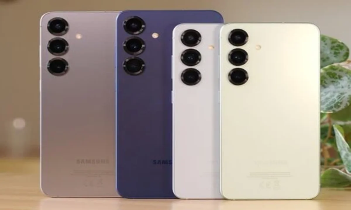 انخفاضات كبيرة.. سعر ومواصفات  Samsung Galaxy S25 محلياً لجميع الشباب