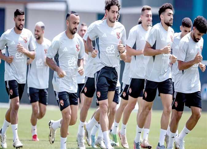 مباراة الأهلي وإنتر ميامي.. موعد البث وتردد القنوات المجانية الناقلة