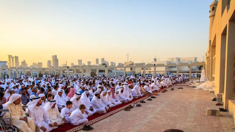 موعد صلاة عيد الأضحى في السعودية والإمارات ومصر 2025 بالساعة والدقيقة