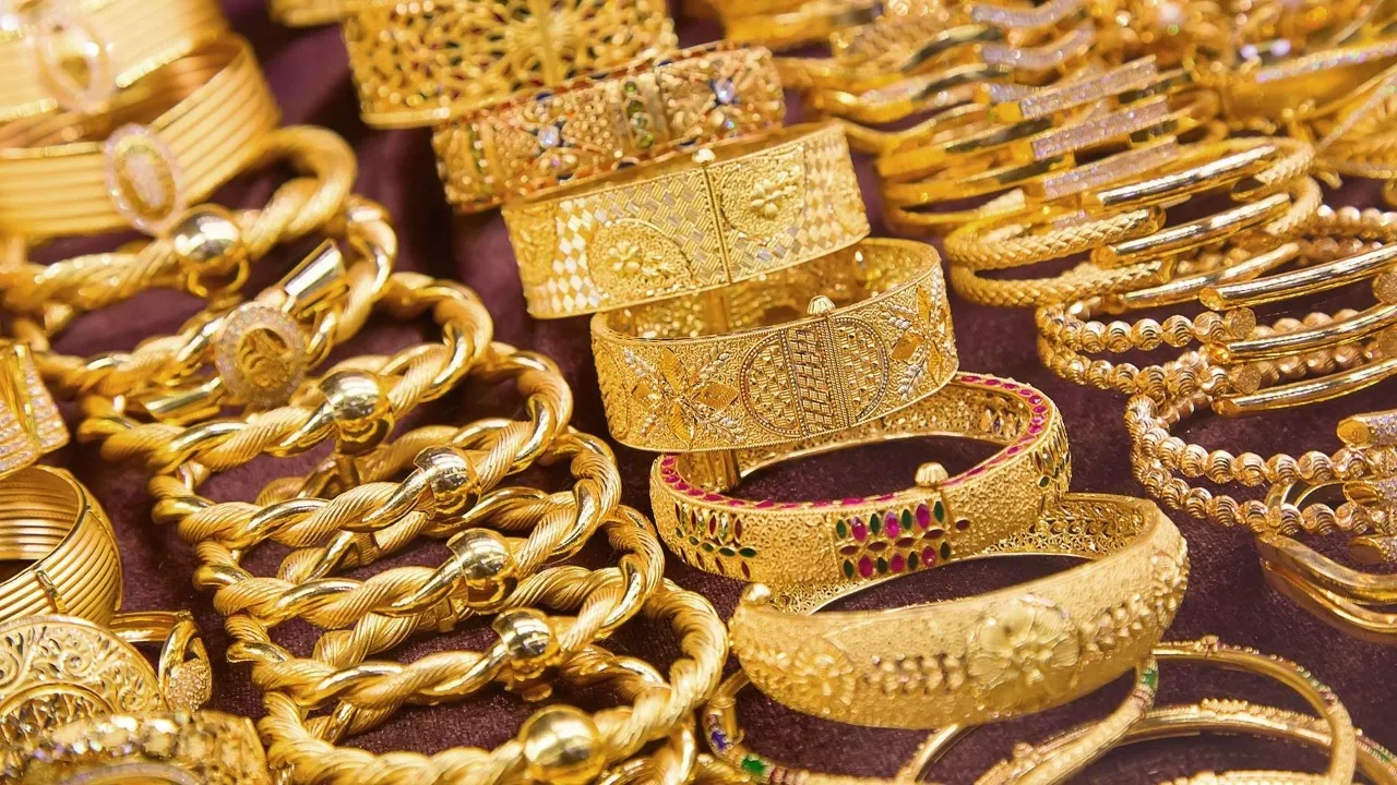 “ارتفاع كبير في الأسعر”.. سعر جرام الذهب عيار 21 سعر الذهب اليوم الخميسي 16-10-2025!
