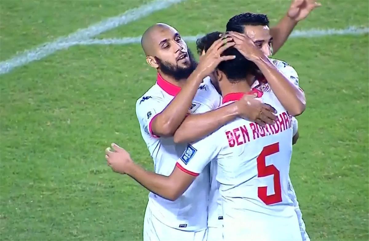 “اتفرج ببلاش”.. القنوات المجانية الناقلة لمباراة تونس واوغندا في كأس امم افريقيا 2025 وترددها HD