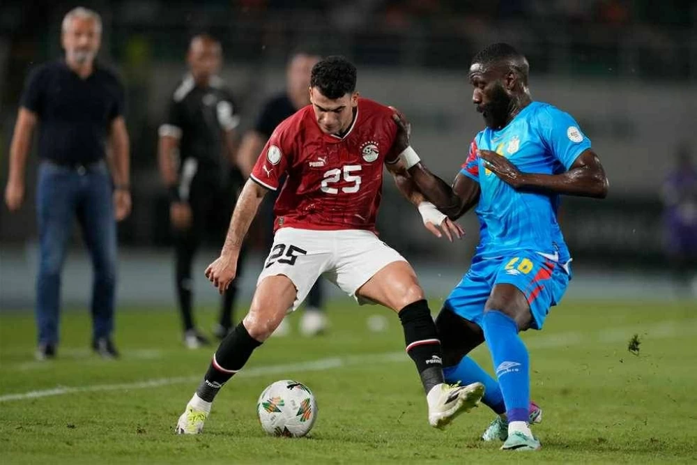 تابعها الأن.. القنوات الناقلة لمباراة مصر وزيمبابوي المجانية بجودة عالية